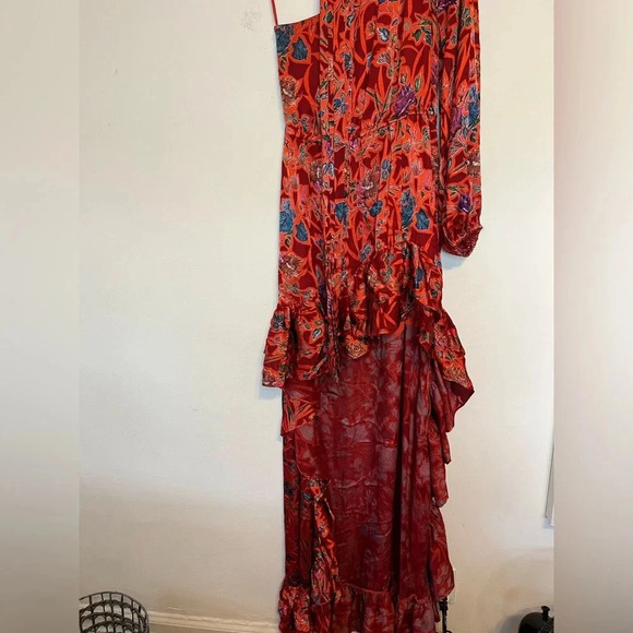 Alexis Marseille Floral Red Gown Maxi Dress One Shoulder High-Low Ruffle size M - Picture 10 of 11